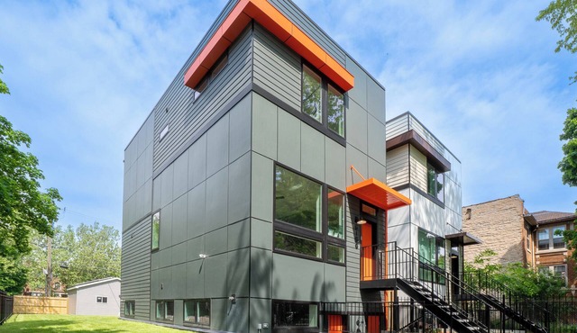 Lovely three bedroom Loft, University Of Chicago, Obama Library in Chicago