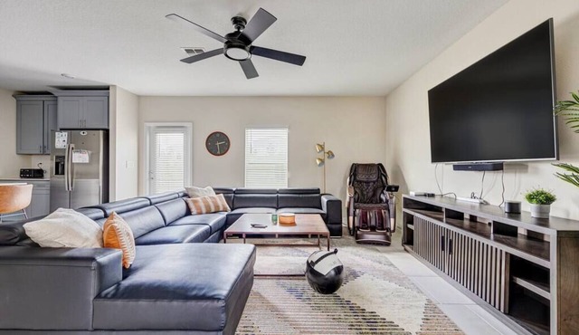 Luxury 5BR Home in Arden Park w/ Modern Amenities in Ocoee