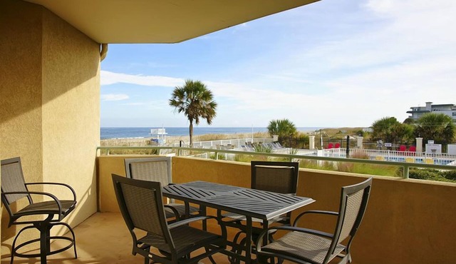 Luxury Desoto 3Br 2Ba Condo with Gorgeous Ocean View in Tybee Island