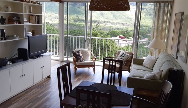 Makaha Valley Towers 1 BR - Very Scenic and newly renovated!