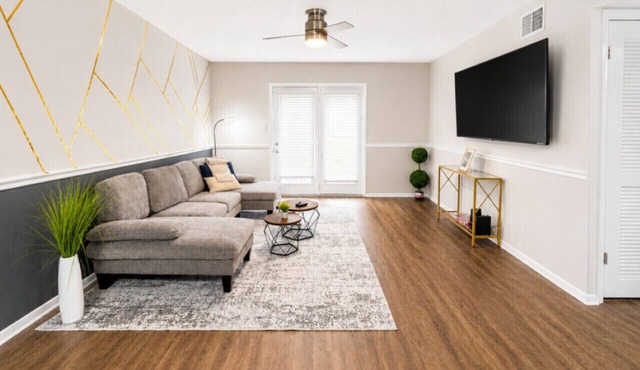 Maple & Main Hoover | Modern 2BR Escape in Hoover