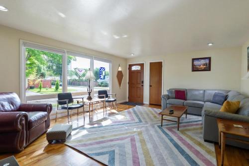 Mellow Yellow - 7 Minutes to UO & 4 Minutes to Downtown home in Eugene