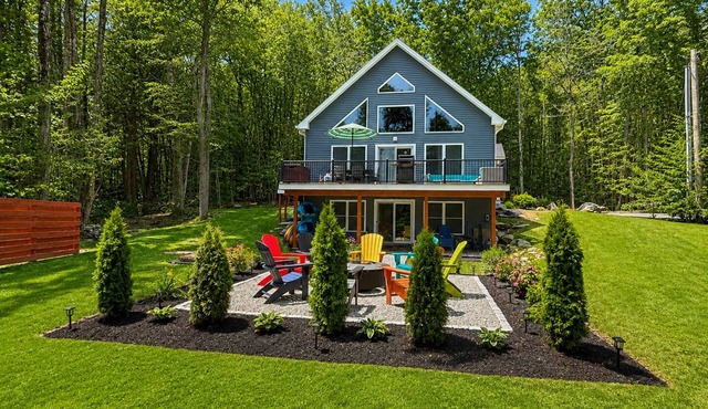 Modern Luxury Rustic Home at Lake | Dogs Welcome in Farmington