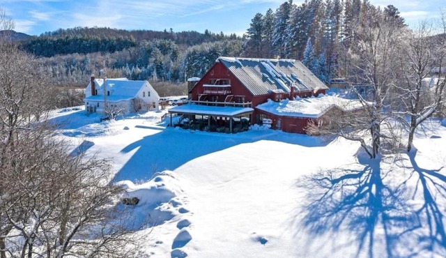 Mountain Meadows Lodge in Killington