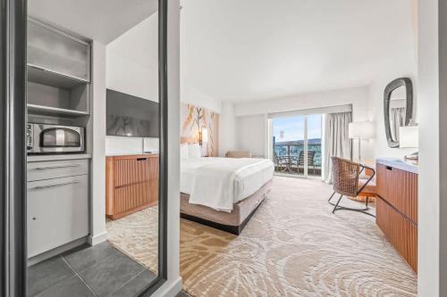 Mountain View Escape Ala Moana Suite 804 NEWEST