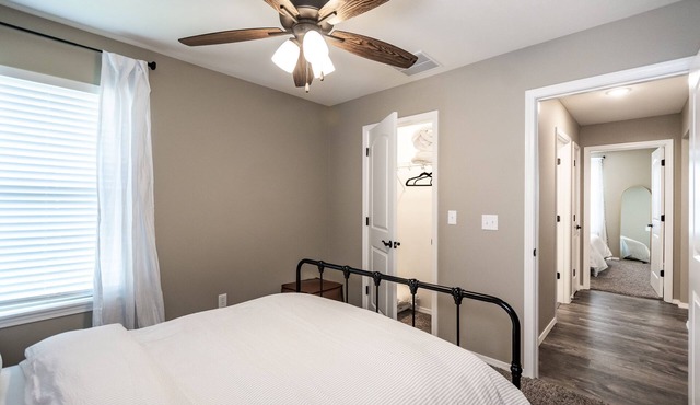 NEW! Beautiful and Spacious Home in Ozark