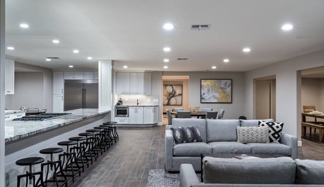 * NEW LUXURY 5 STAR CELEBRITY ESTATE * in Scottsdale
