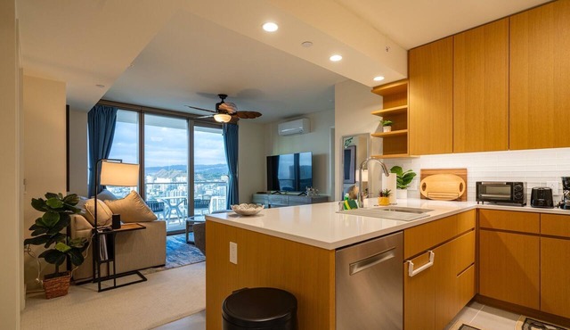 Newly Built at Sky Ala Moana 2 Bedroom! Great Oceanview! (SAW3508)