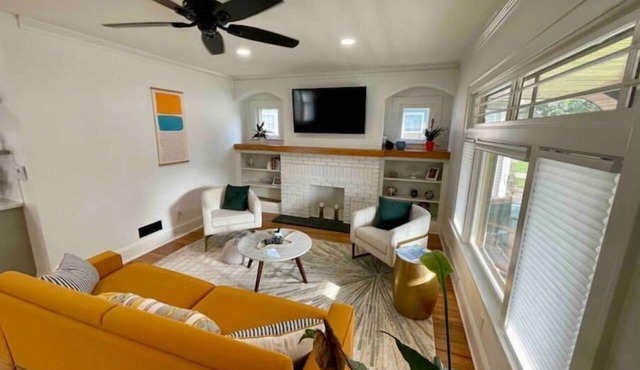Newly remodeled | Close to airport | 3br, 1 ba in Cleveland