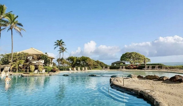 Ocean & Pool View Premium Suite 2 NEW QUEEN BEDS, Private Lanai, No Resort Fee!
