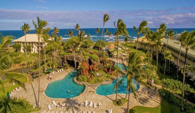 Ocean view room, Beachfront Kauai Beach Resort, Jacuzzis, 4 pools, restaurants