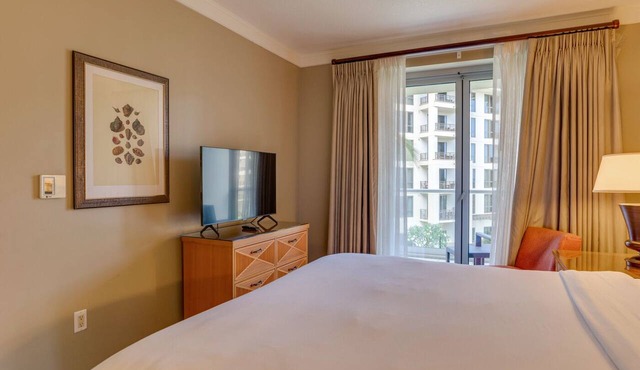 Oceanfront Maui Retreat | 1BR at Honua Kai Resort & Spa w/Pool and FREE Parking