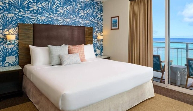 Oceanfront View Junior Suite | Kaimana Beach Hotel | Right on the Sand