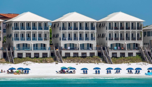 Oceania - Frangista Beach! Gulf Front! Two Pools! Perfect Location! Book Now! in Miramar Beach