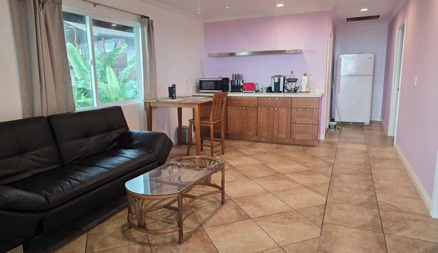 Oceanview 2-bedroom apartment in Kealakekua Kona