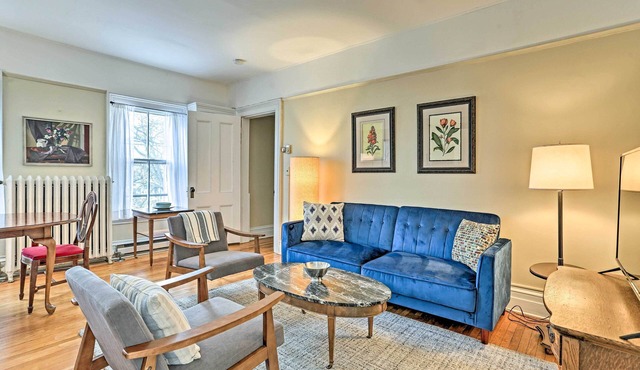 Pet-Friendly Apt in 1850's Victorian Mansion! in Poughkeepsie