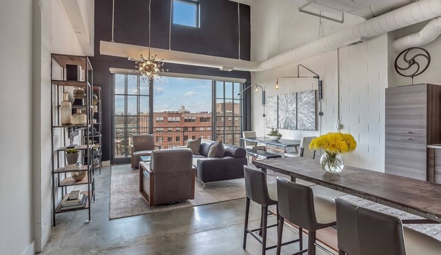 Ponce City Market 2BR Top-Floor · 1,215sqft · BeltLine in Atlanta