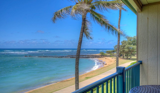 Pono Kai Resort B304, Oceanfront, Walk to Town, Steps to Beach, AC