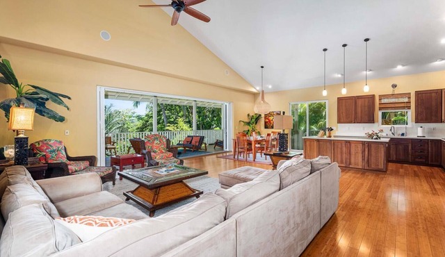 🏖️Private 50-Foot Pool & Expansive Lanai | Keauhou Home