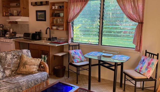 Private Lanai, surrounded by flowers and trees, Near Ocean cliff-side walks