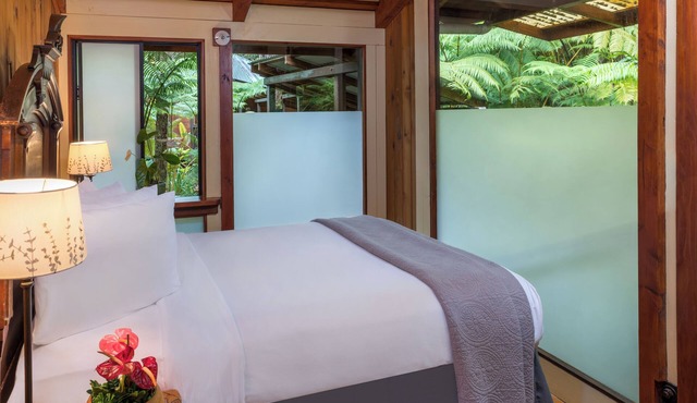 Private Suite in Volcano Village Bed and Breakfast