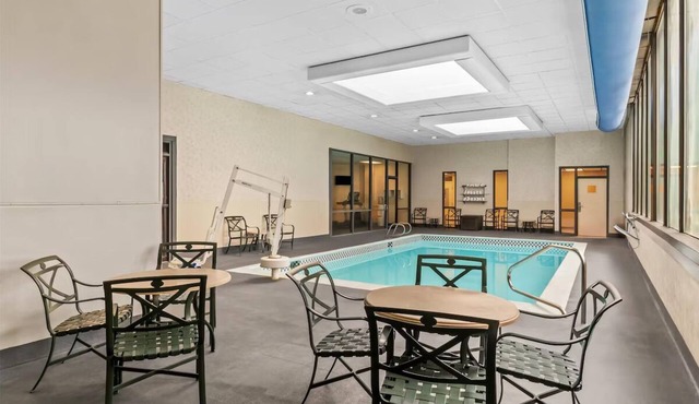 Relax & Recharge in Deluxe Two Queen Beds - Close to Local Dining & Attractions in Cheyenne