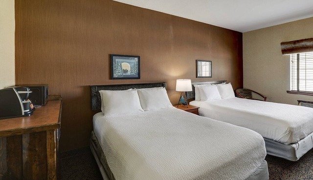 Rustic Deluxe 2 Double in Stoney Creek Columbia! Parking | 2 Units in Columbia