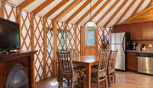 Shenandoah | Lake, Trails & Family Fun | 2BR Yurt in Gordonsville