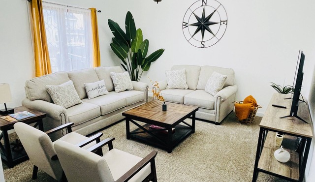 Spacious Family Abode in the historic Creston in Creston