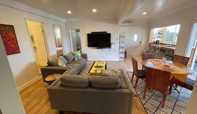 Spacious Waterfront with Gorgeous View & Pool in Kaneohe