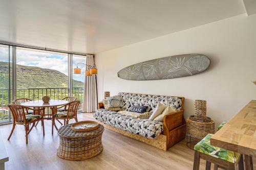 Stay on Waianae Coast! Ocean-View Condo w/Pools