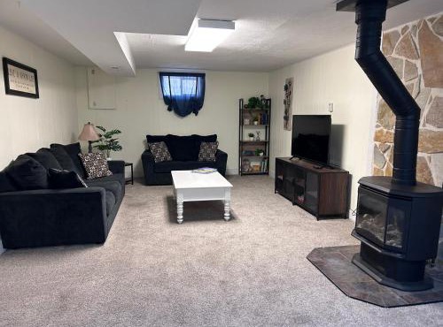 Sunny Days! Room for All and Pet Friendly in Pocatello
