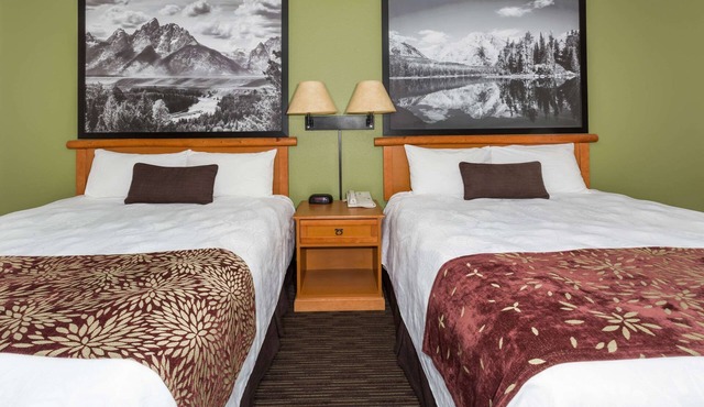 Super 8 by Wyndham Wheatland Wyoming in Wheatland