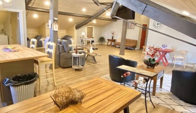 The Carriage House - Downtown in Chillicothe