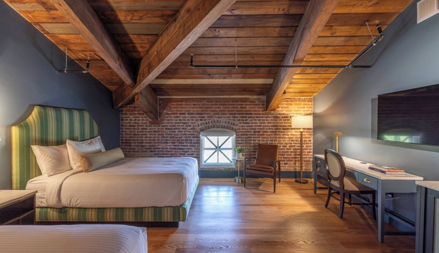 The Laurel Hotel in Danville
