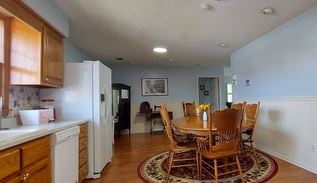 The White House Ranch Guest House: A cozy 2-bedroom cottage in Warm Springs. Ga. in Warm Springs