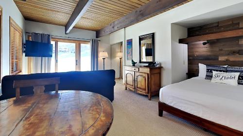 Timberline Condominiums Studio Deluxe Unit 118 in Snowmass Village