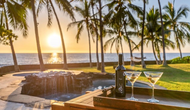 Ultra private oceanfront gated compound with pool & spa just minutes from town.