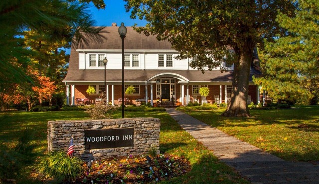 Understated Luxury in the Bluegrass Region in Versailles