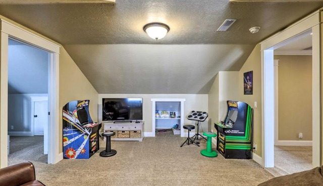 Utah Abode - Deck, Arcade Games & Near Skiing in Midway
