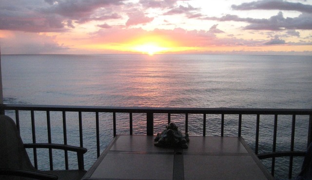 Vacation In Paradise in Makaha Area with free parking