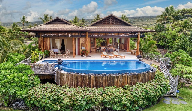 Where the Infinity Pool Meets the Pacific, Kona Oceanfront Estate in Kailua Kona
