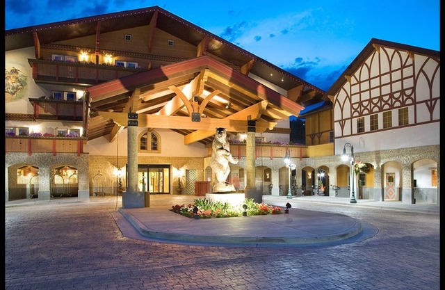 4-STAR ZERMATT RESORT & SPA BY WYNDHAM KING SUITE ONLY 15 MINS FROM PARK CITY! in Midway