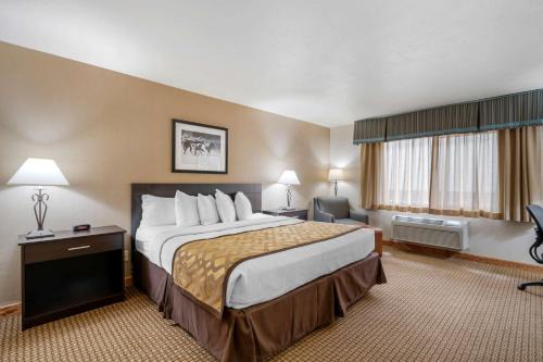 Pinedale Inn 