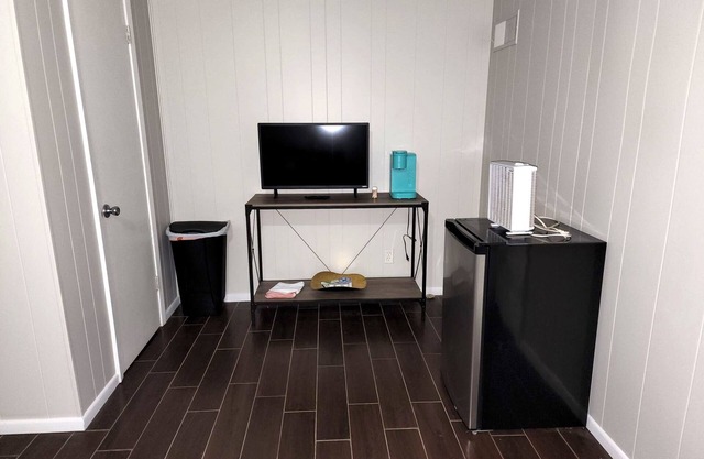 Cozy 1 bedroom near Current River in Van Buren