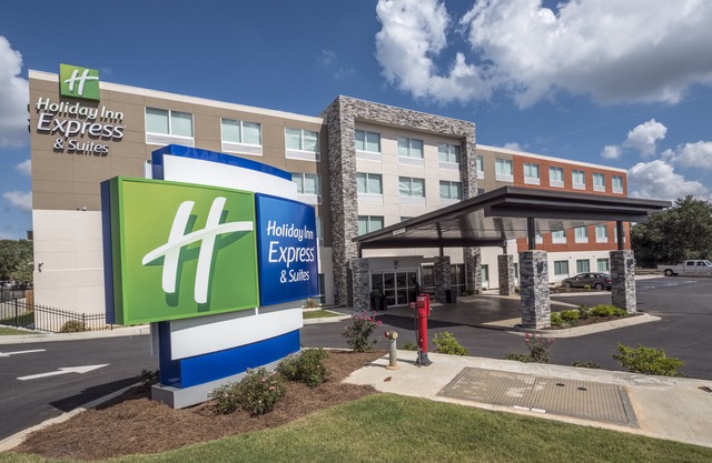 Holiday Inn Express & Suites Commerce, an Ihg Hotel in Commerce