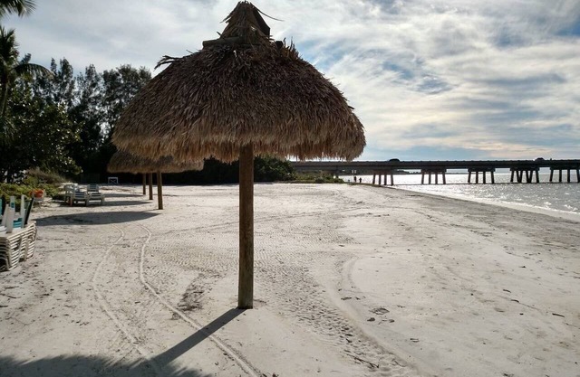 Lovers Key Beach Club 