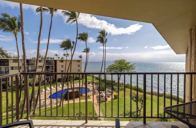 Maalaea Kanai A Nalu 405 Great Ocean Views Pool Great for up to 6 guests