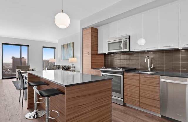 Spacious | 1 Bedroom Apartment | Tysons Corner Center | by GLS in Tysons Corner