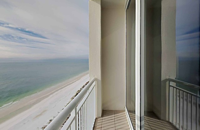 The Pearl Of Beach 